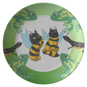 Cat Bees Green Frogs And Salamanders 10 Inch Plate | - crazyaboutcatsandcoffee